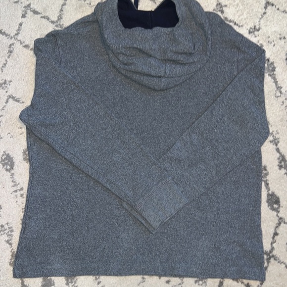 Men’s Banana Republic Pullover​ - Picture 2 of 5